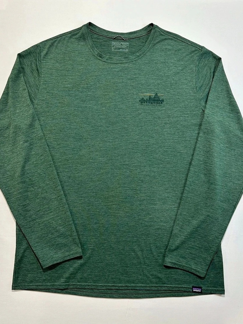 Patagonia Men's Long-Sleeved Capilene® Cool Daily Graphic Shirt Long Sleeve